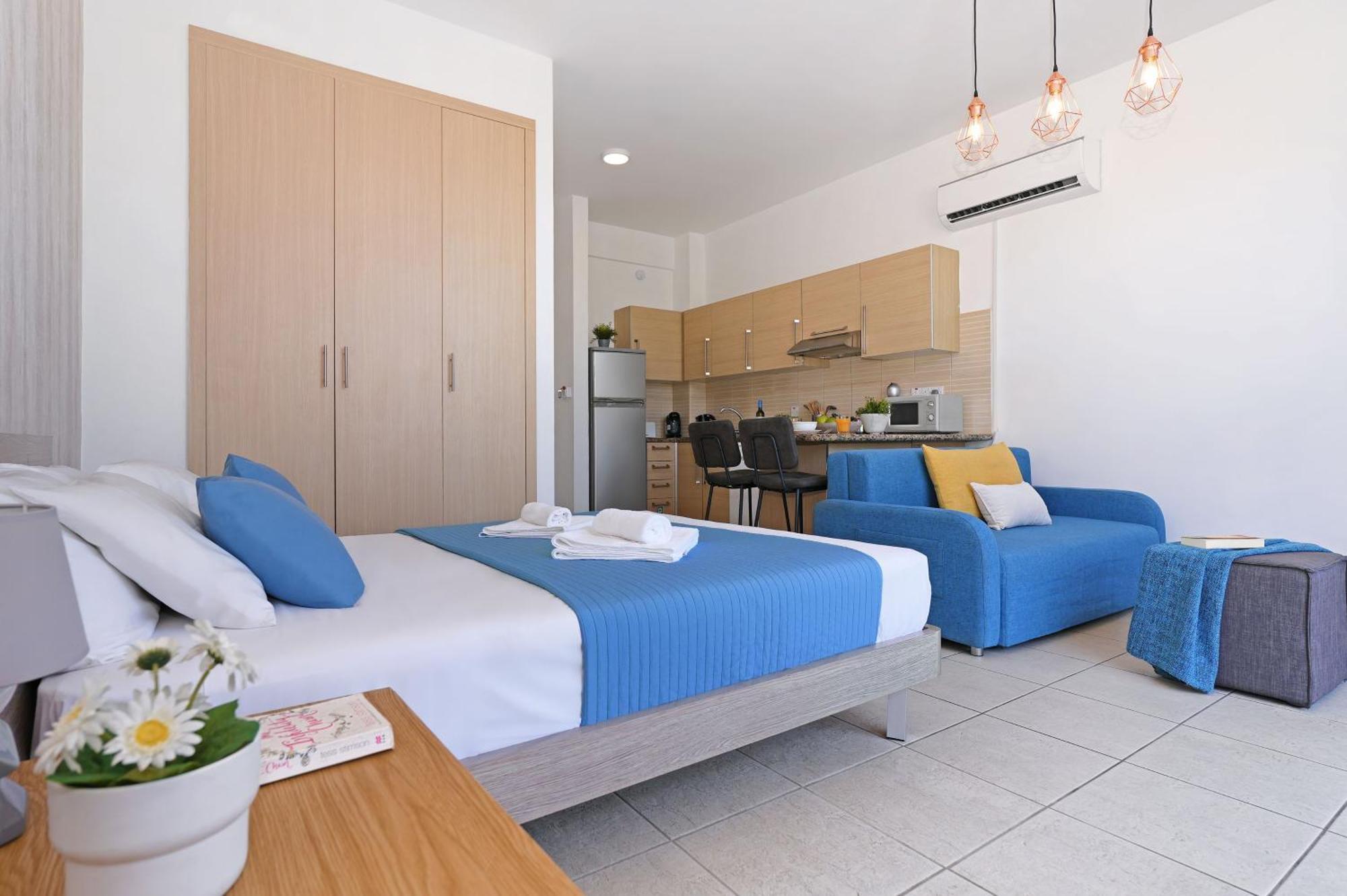 Meryl - Coralli Beachfront Apartment 普罗塔拉斯 外观 照片